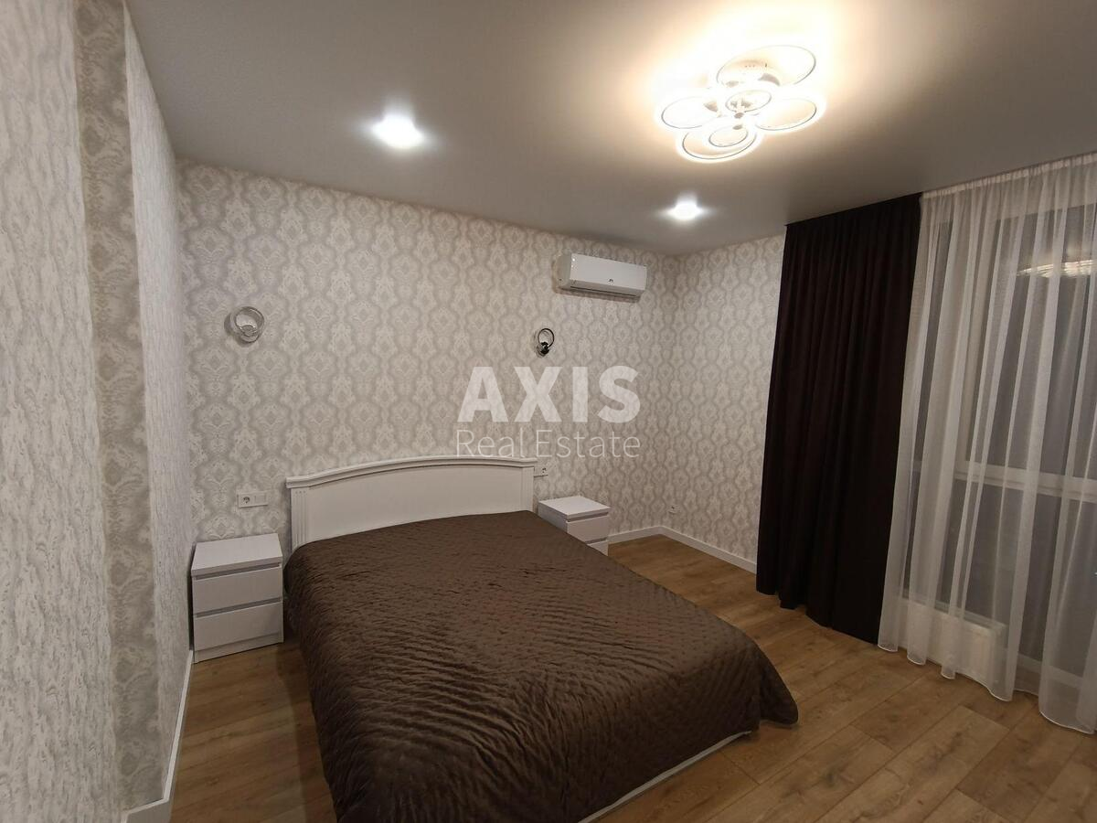 3k apartment vul. Pivnichno-Syrec'ka 13