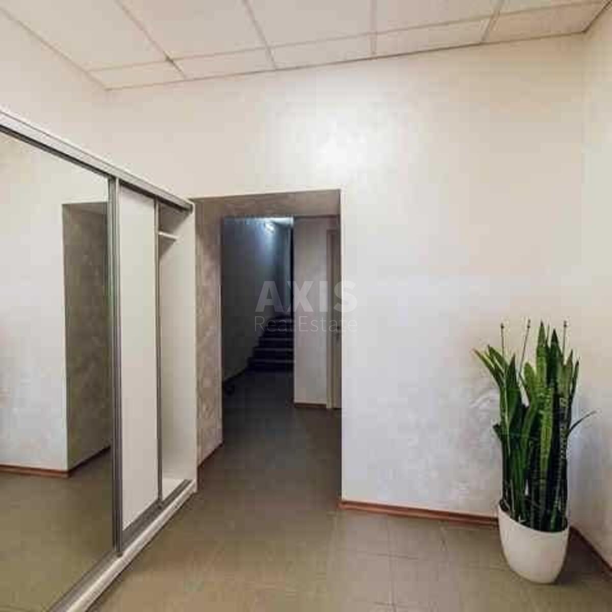 Trade object vul. Lebedjeva-Kumacha 7Б, 537m26