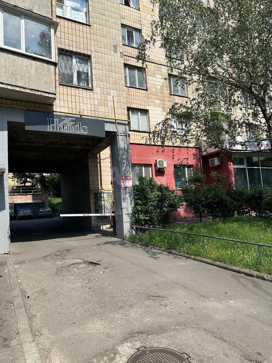 1k apartment vul. Zhyljans'ka 767