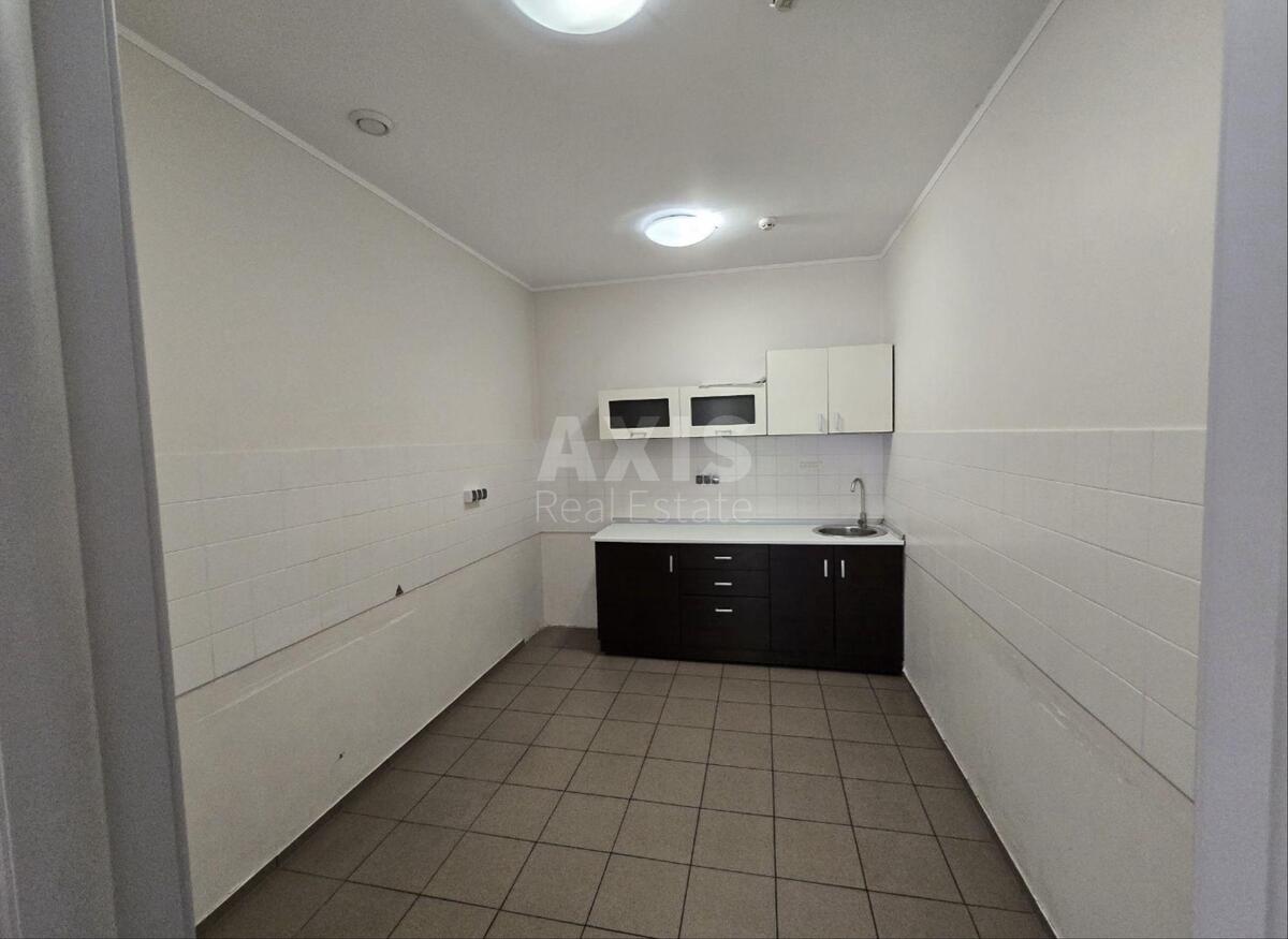 Office vul. Sichovyh Stril'civ 52А, 189m26