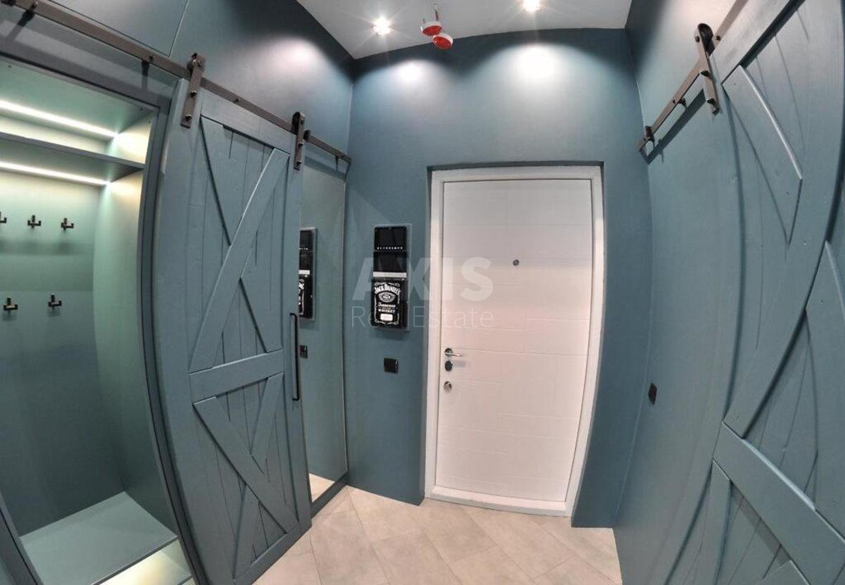 2k apartment vul. Barbjusa Anri 52/14