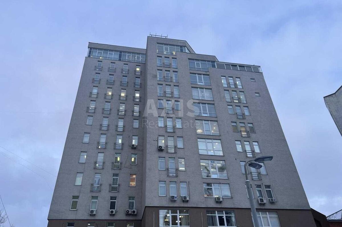 Офис ул. Антоновича 33В, 266м2