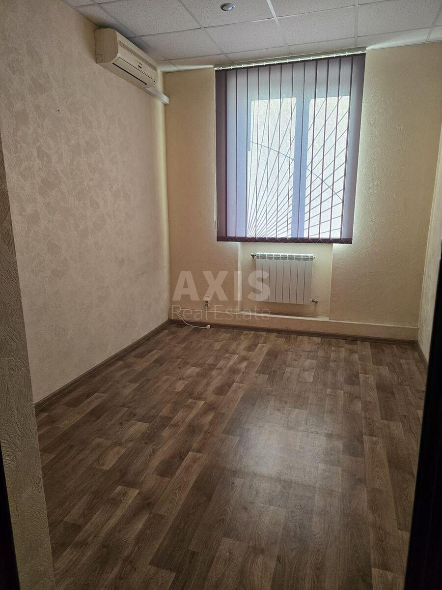 Office vul. Kurenivs'ka 21, 285m26131514