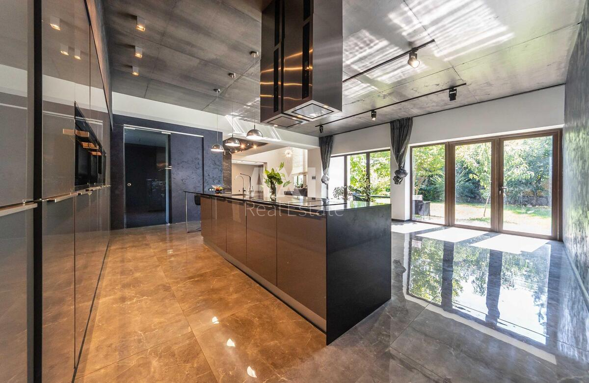 House vul. Cymbaliv Jar, 760m2, Kyiv city54884