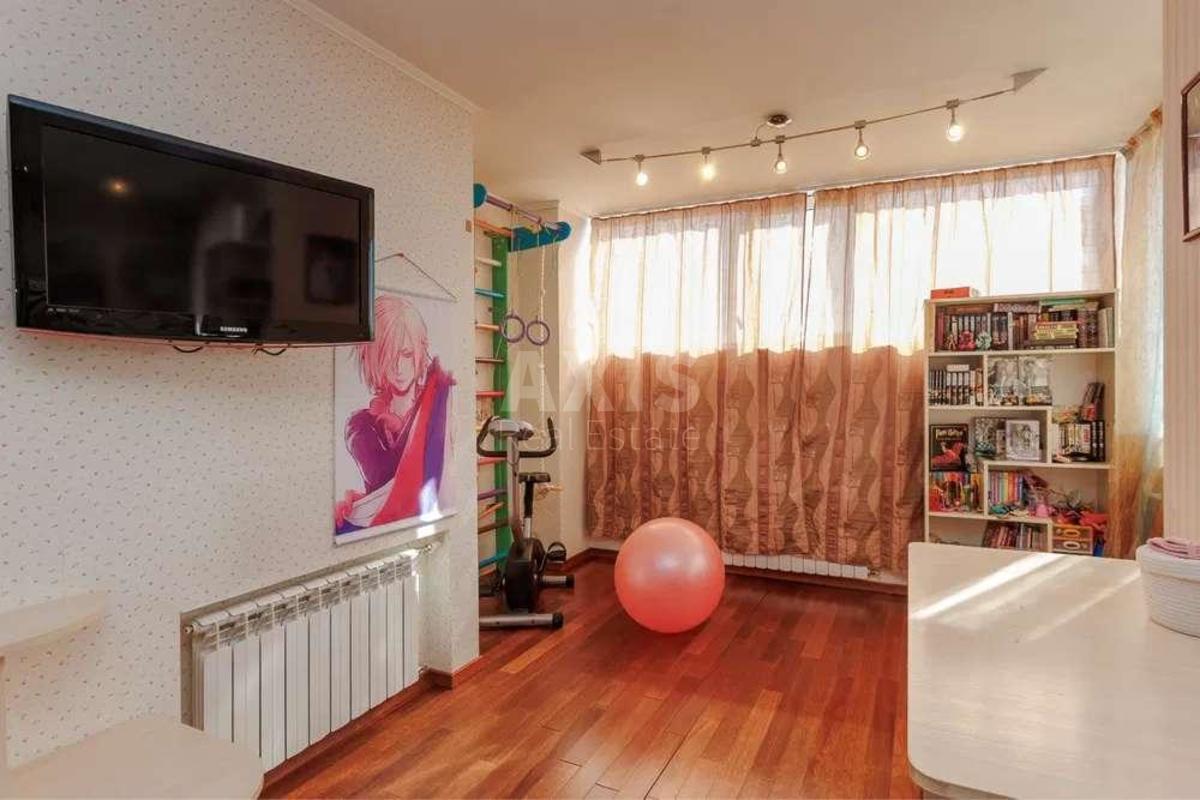 3k apartment vul. Dan'kevycha Kostjantyna 1210