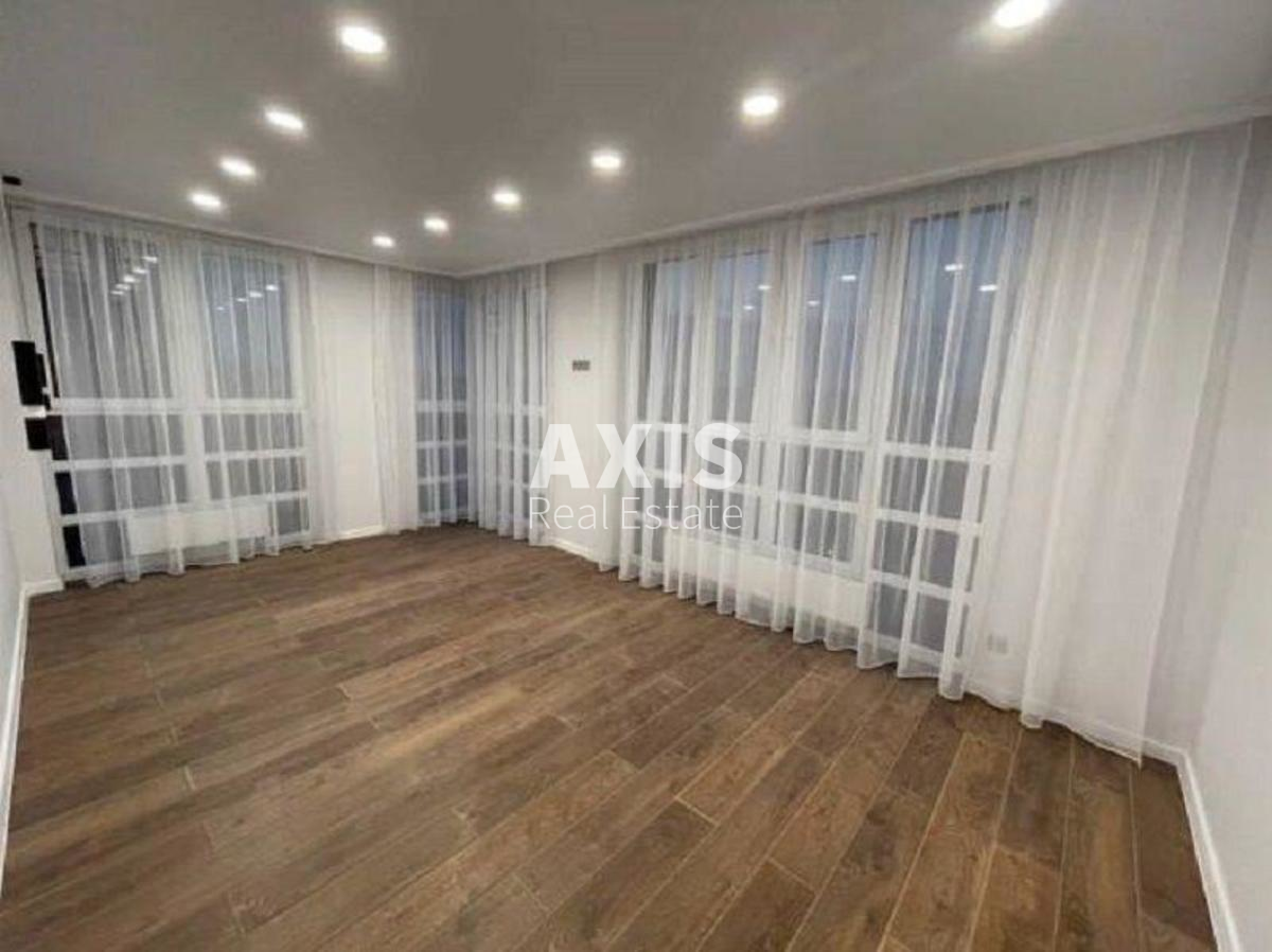 2k apartment vul. Gulaka Mykoly 46