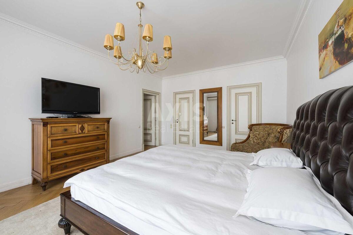 5k apartment vul. Zhyljans'ka 595638420