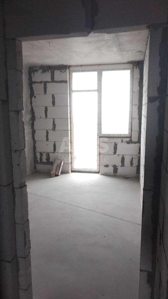 2k apartment vul. Novoukrai'ns'ka 24А1