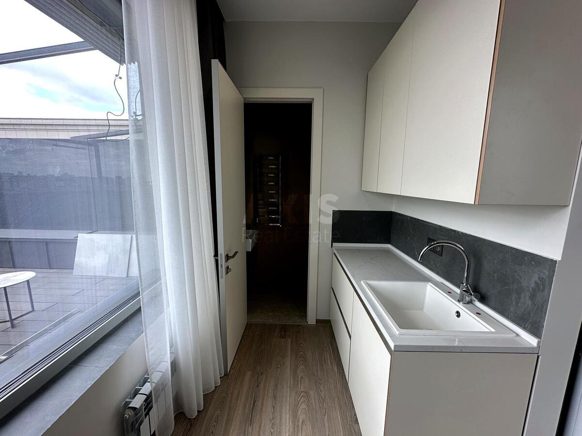 4k apartment vul. Antonovycha 11861031