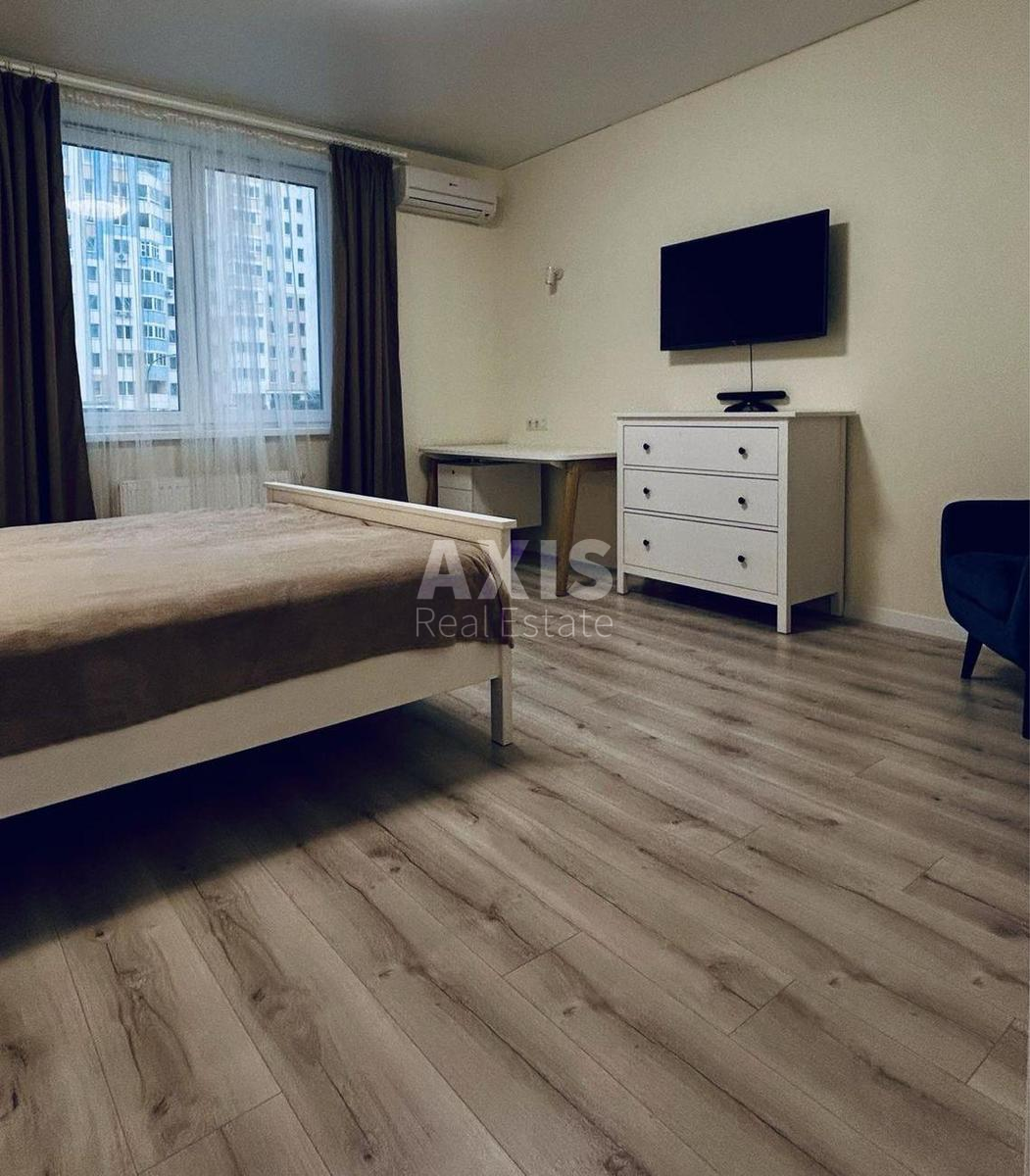 4k apartment vul. Danchenka Sergija 32355932