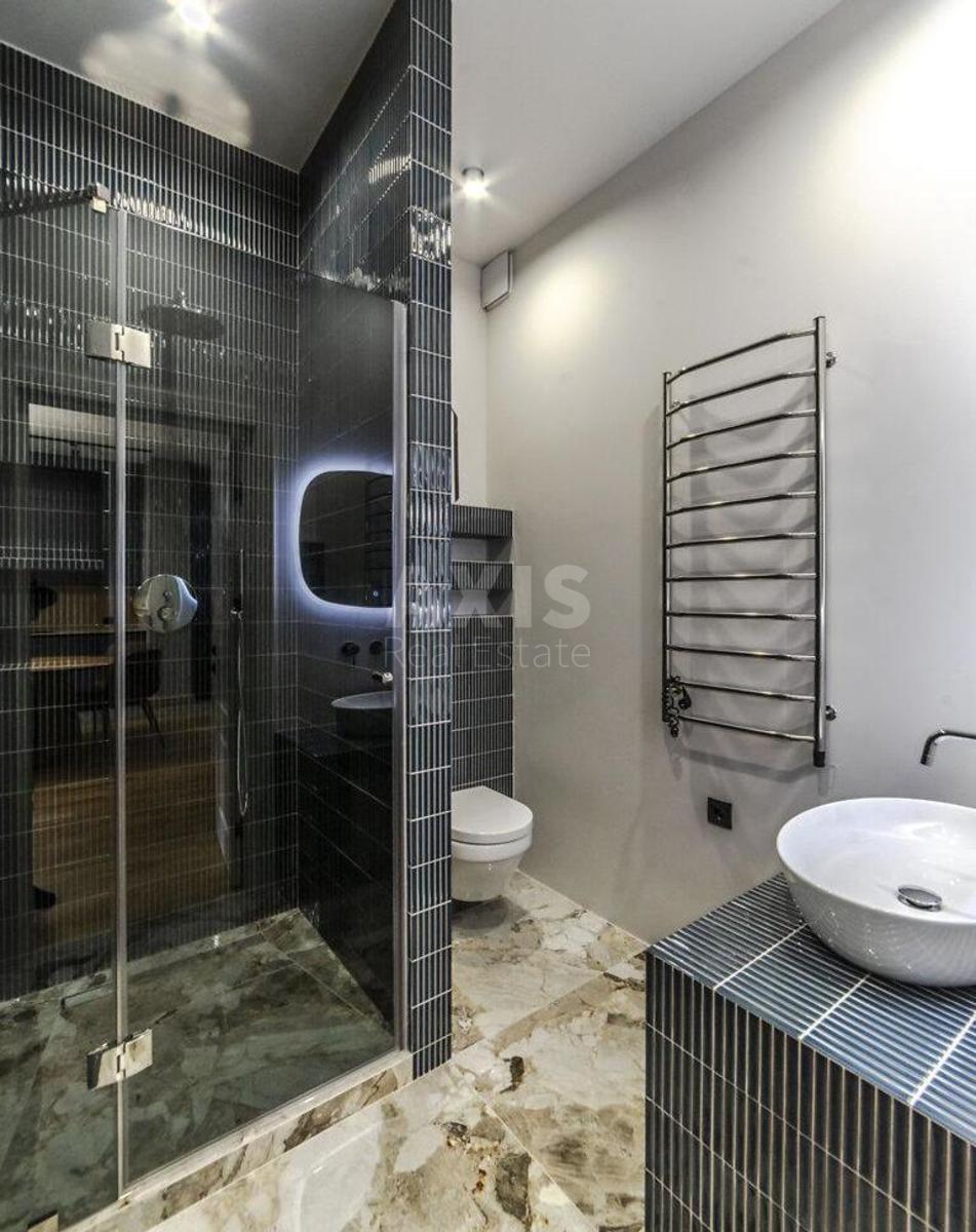 4k apartment vul. Dragomyrova Myhajla 14А8