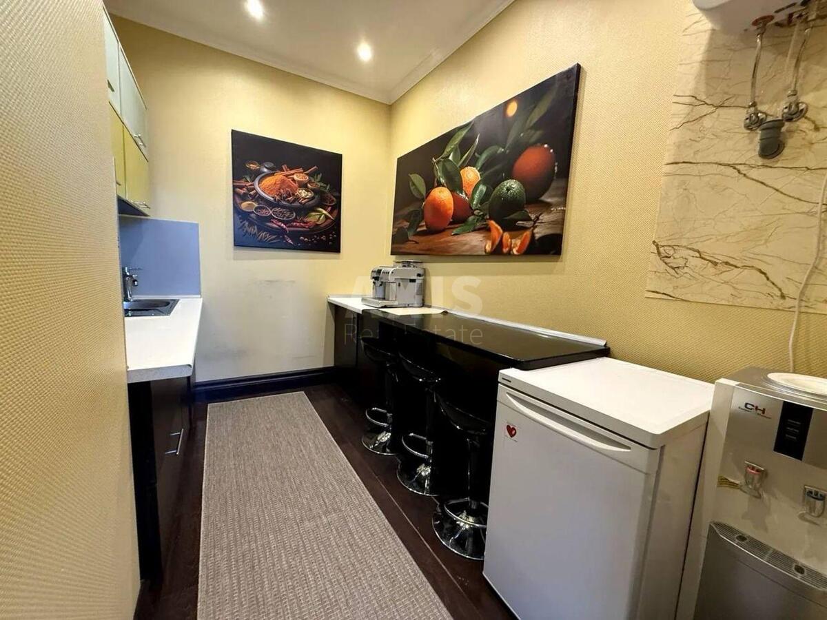 Office pr-t Obolons'kyj 26, 120m26118611