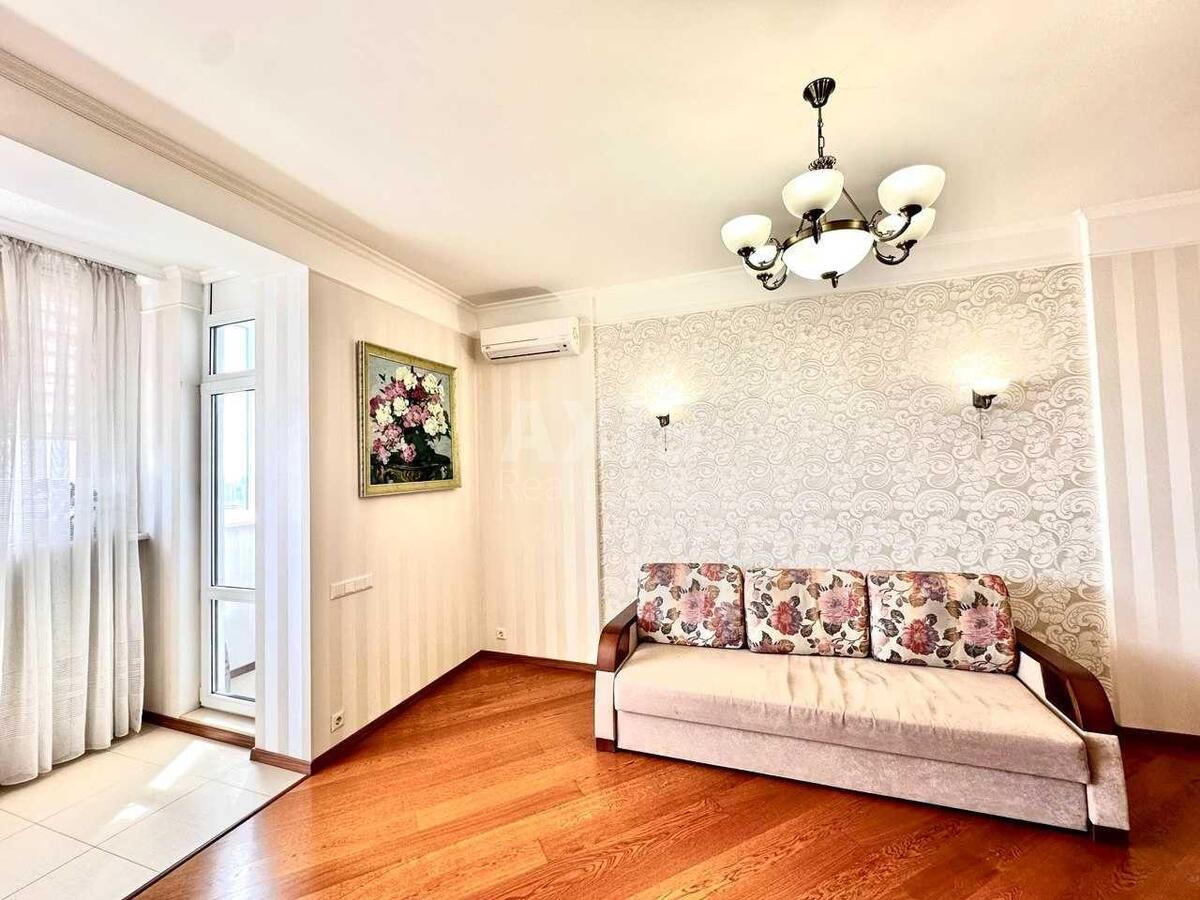 3k apartment vul. Jevgena Konoval'cja 44А6248210