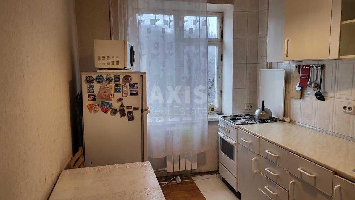 3к квартира ул. Кирилловская 99/1, корп. 10