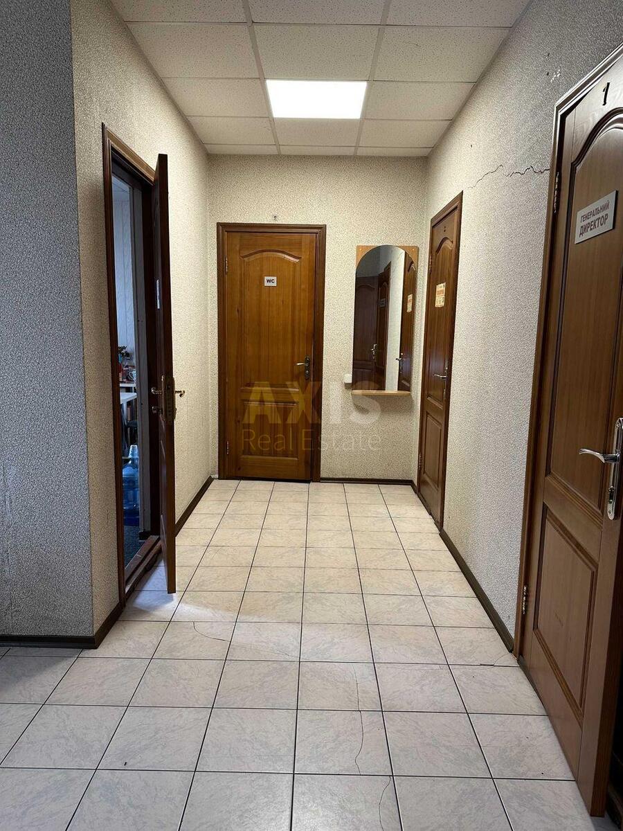 Office vul. Novomostyc'ka 25, 333m26