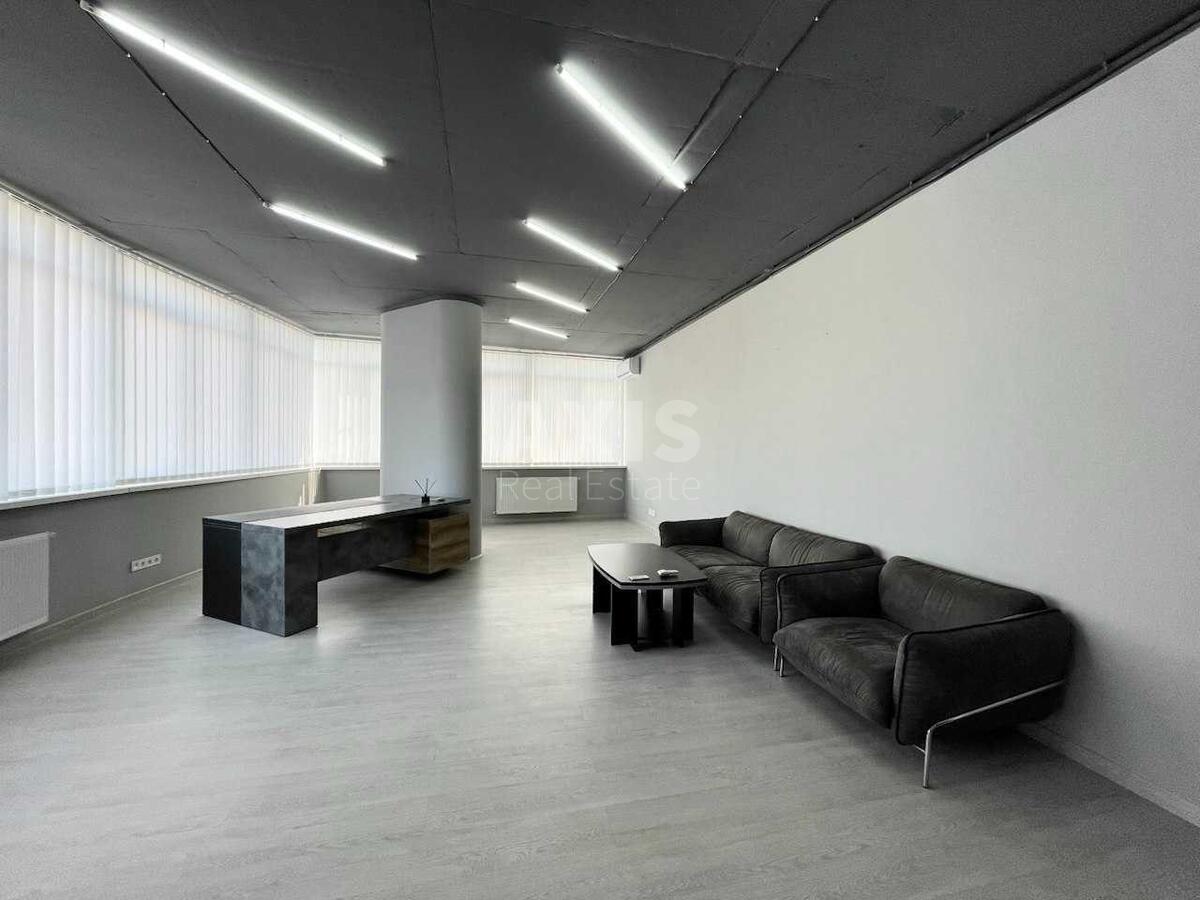 Office vul. Ushyns'kogo 40, 1500m2618765