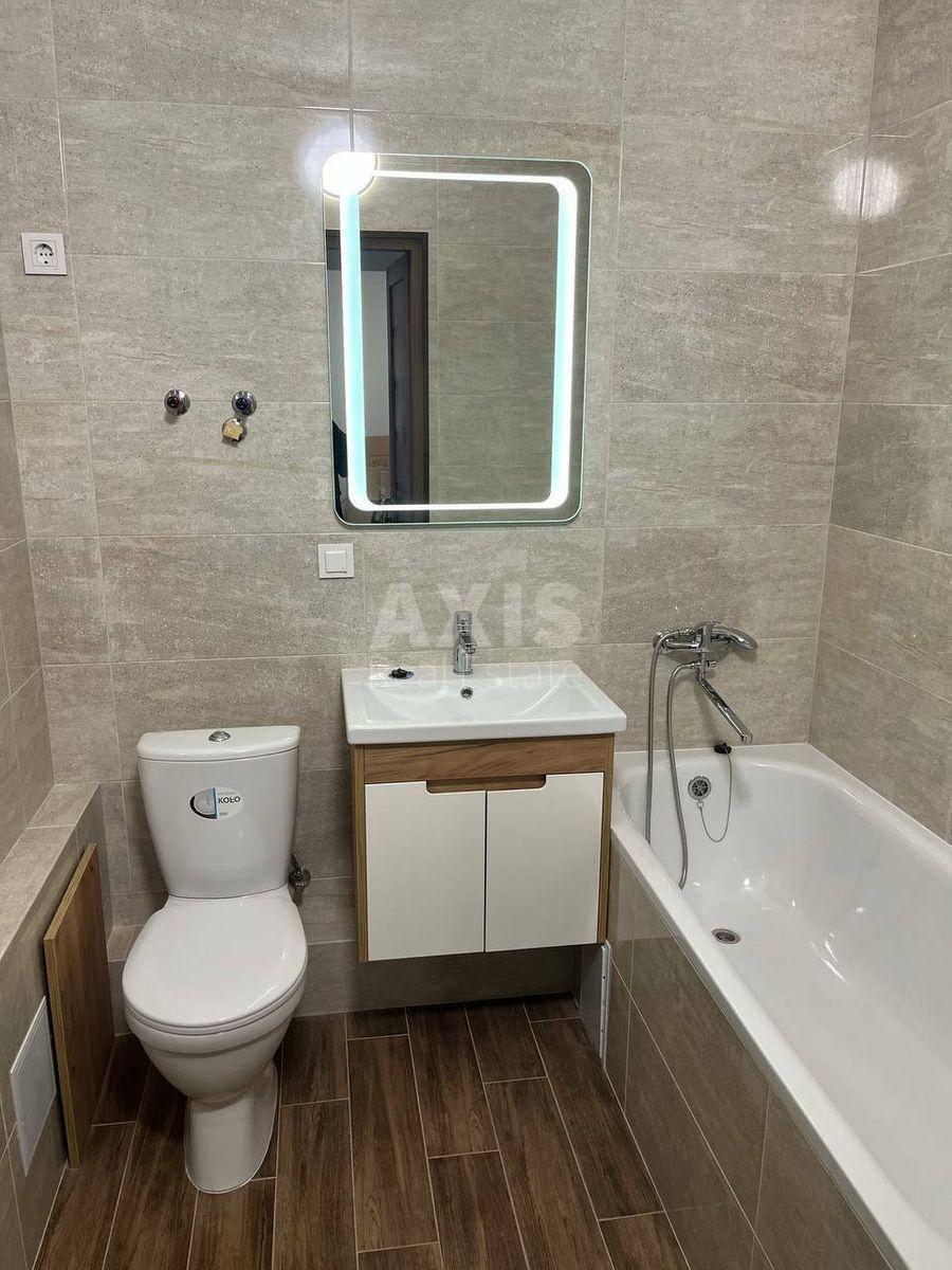 1k apartment vul. Revuc'kogo 54Б5