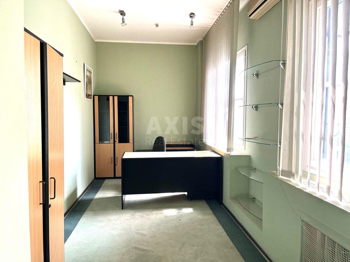 Trade object vul. Puljuja Ivana 5, 255m2577705