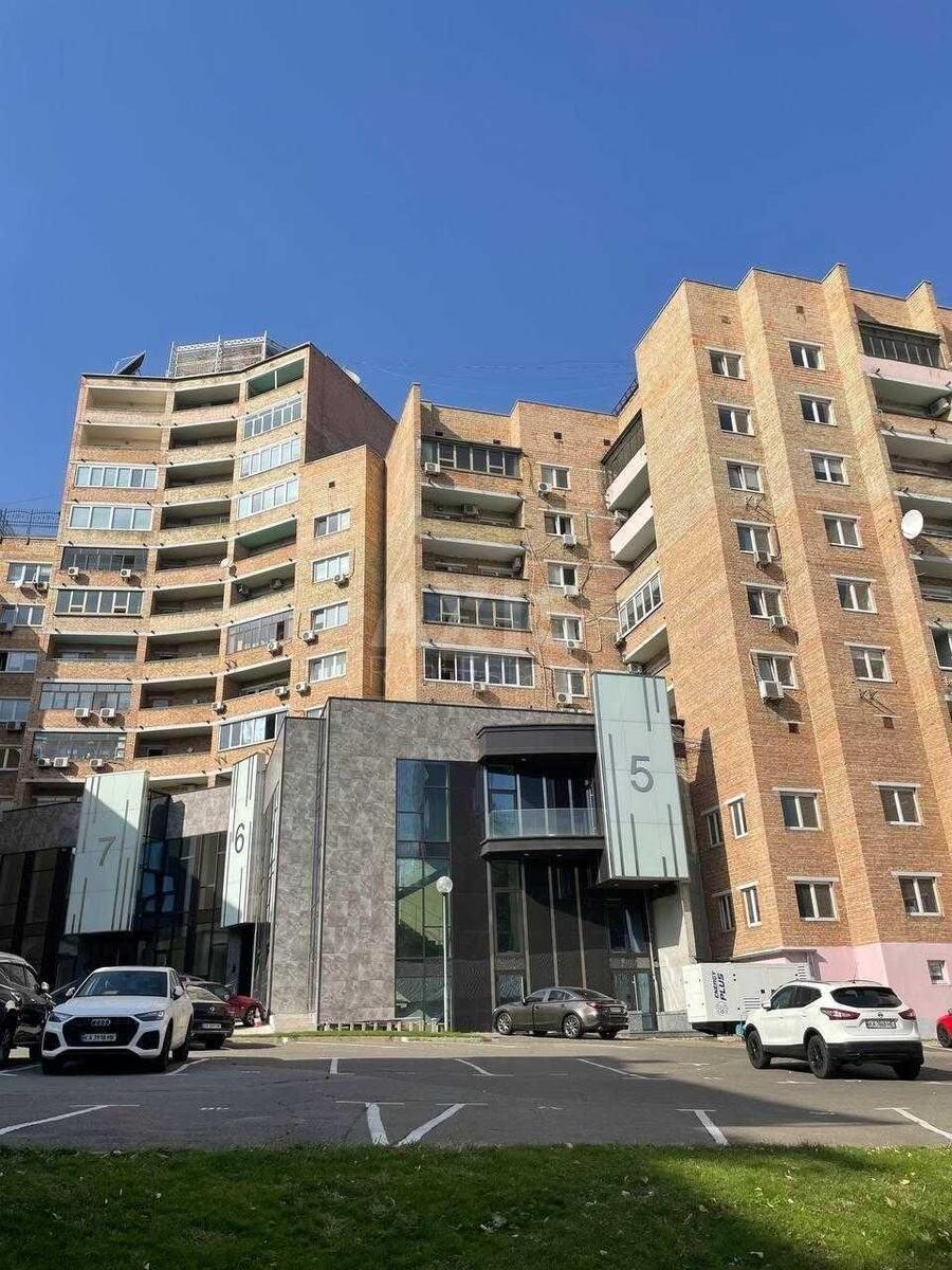 Office vul. Velyka Vasyl'kivs'ka 9/2, 167m2