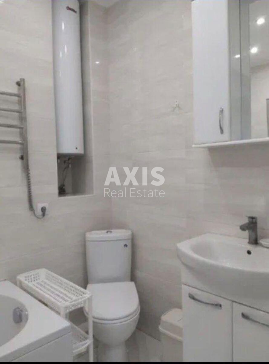 1k apartment vul. Myhajla Maksymovycha 243