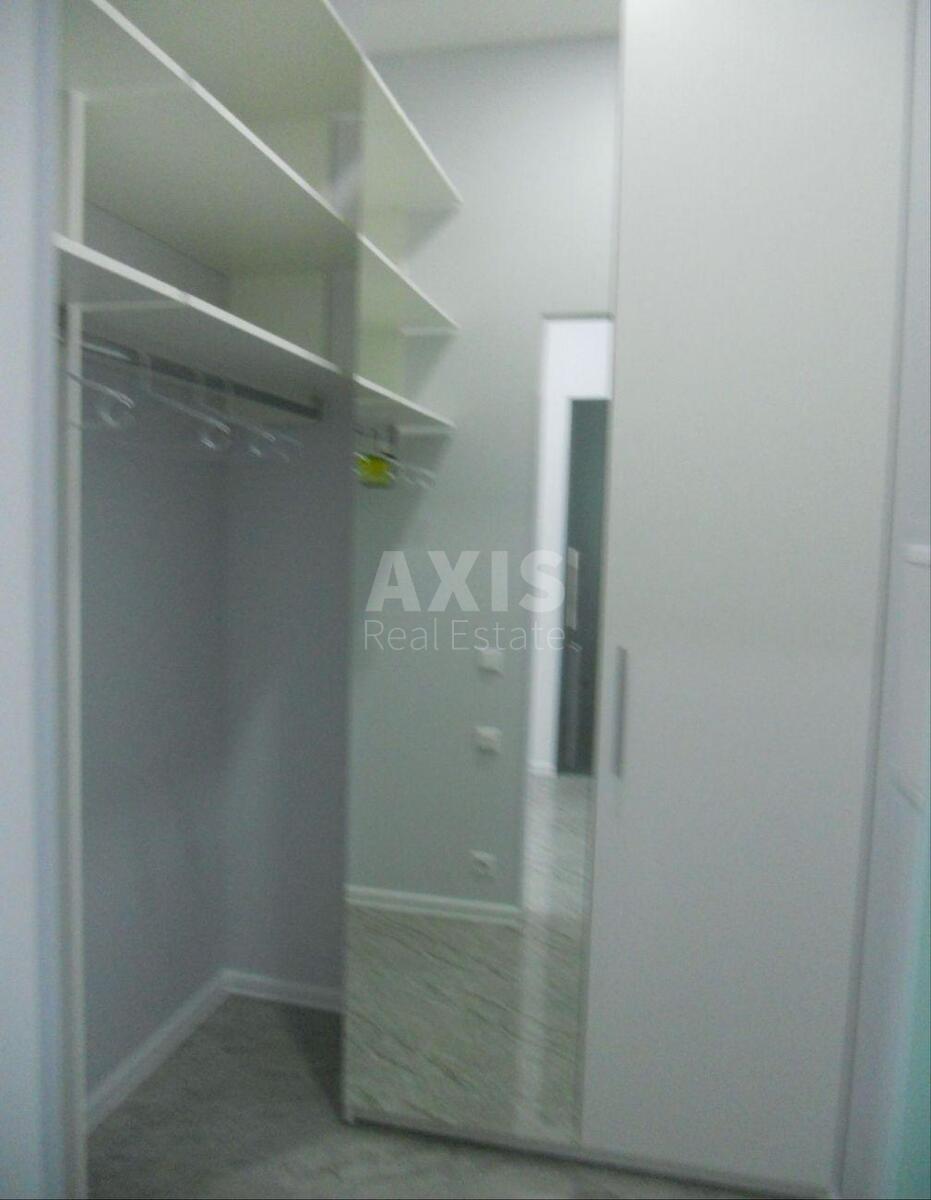 Office uzv. Klovs'kyj 7, 154m210