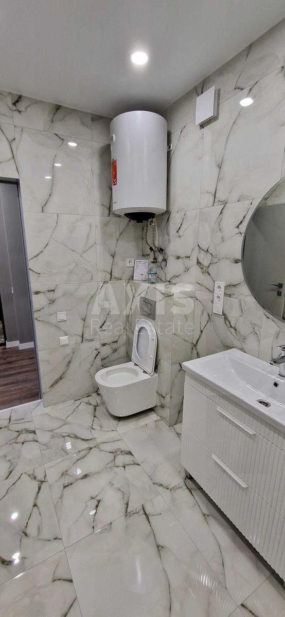 1k apartment pr-t Povitroflots'kyj 564