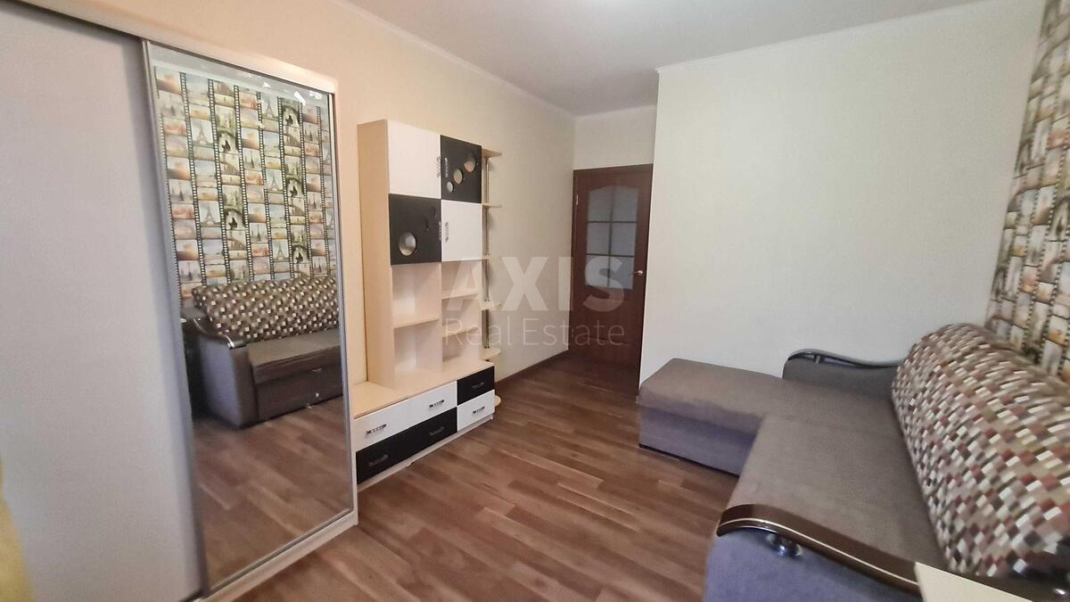 3k apartment vul. Vashhenka Grygorija 77