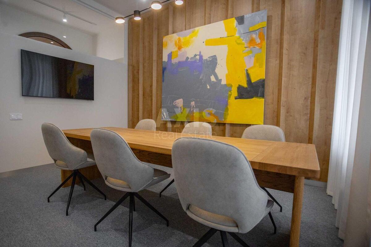 Office vul. Bul'varno-Kudrjavs'ka 51, 125m26