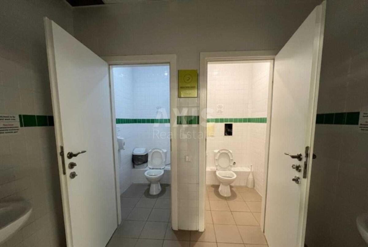Office vul. Fizkul'tury 28, 1522m29