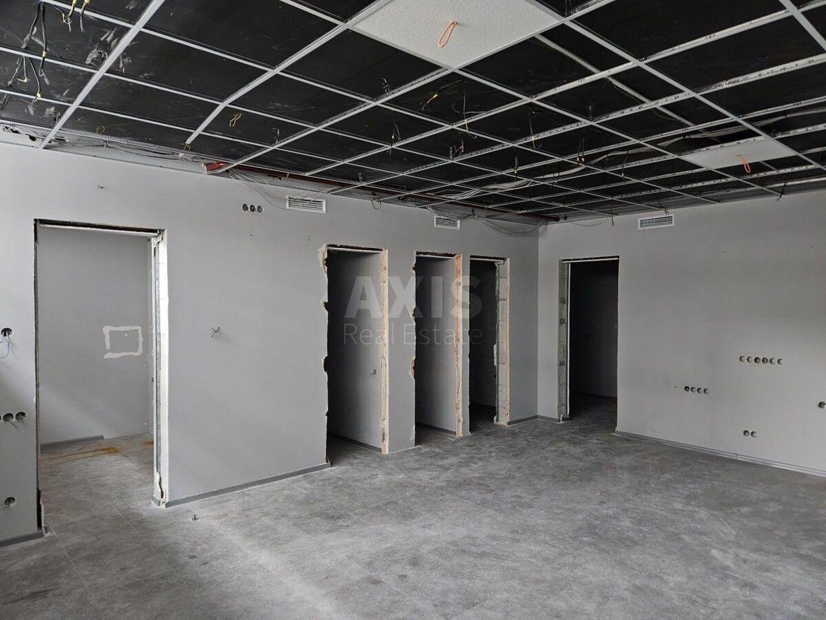 Service object vul. Saperne Pole 5, 80m2631371