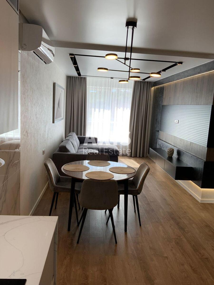 3к квартира ул. Антоновича 1090