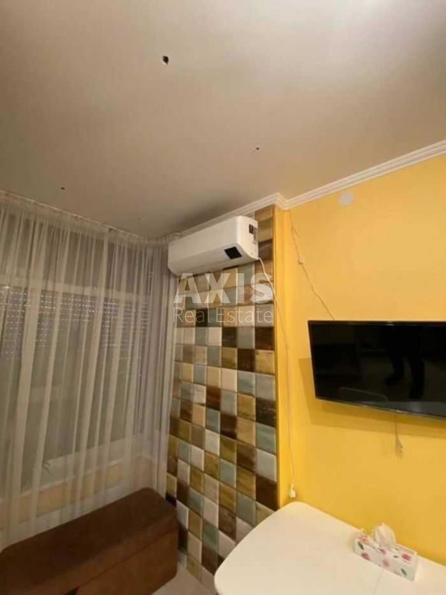 2k apartment vul. Lucenka Dmytra 12