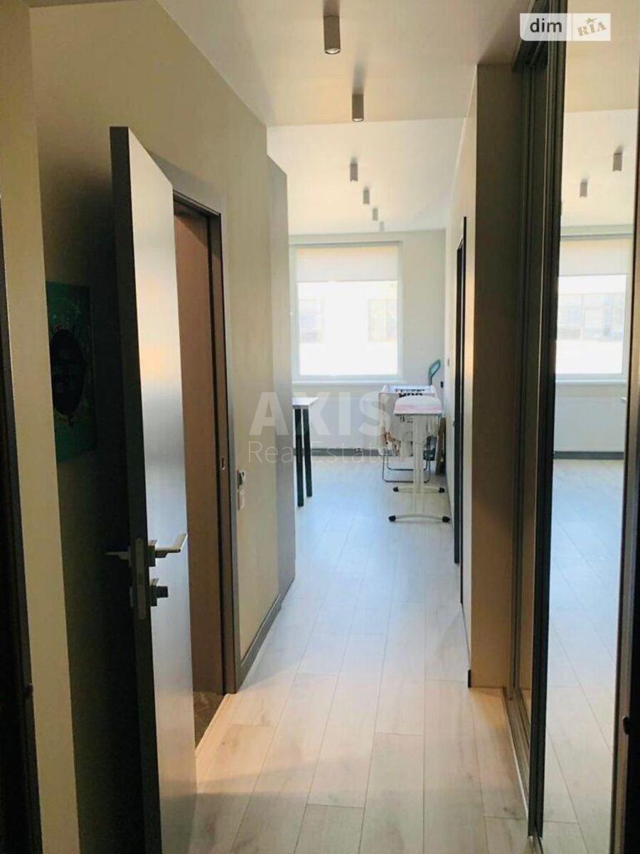 1k apartment vul. Rodyny Kristeriv 204