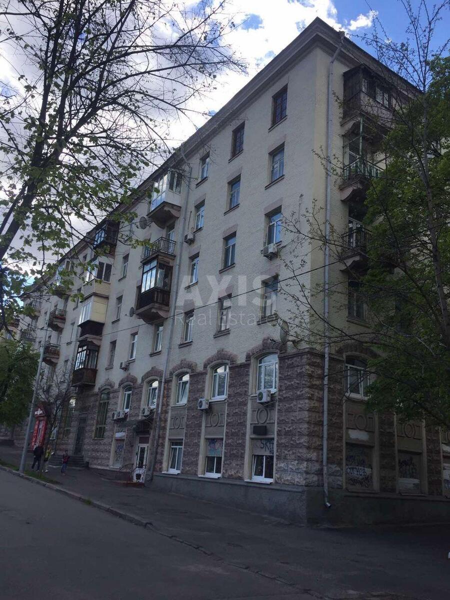 2к квартира пр-т Голосеевский 905961413