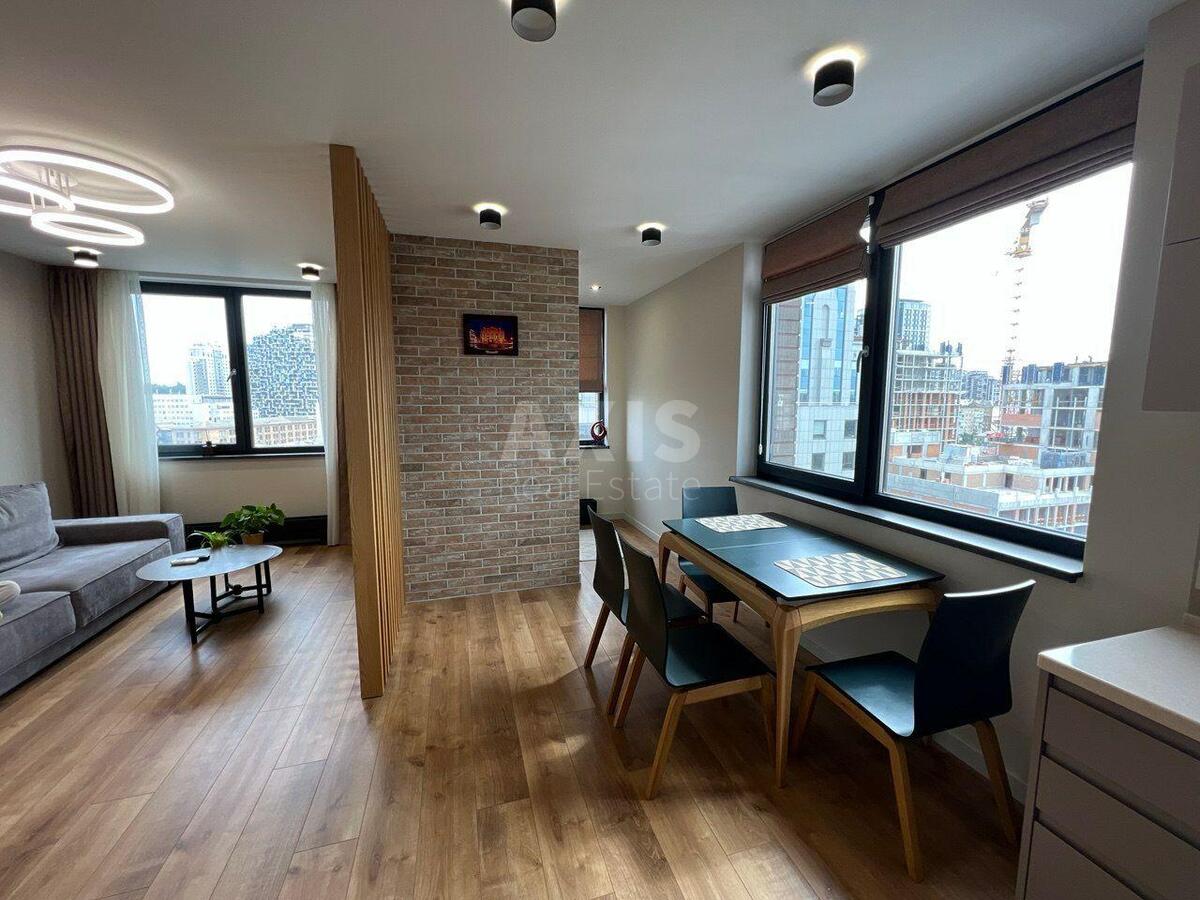 2k apartment vul. Antonovycha 741