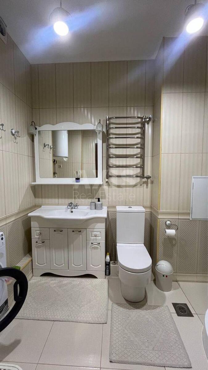 1k apartment vul. Dragomyrova Myhajla 127