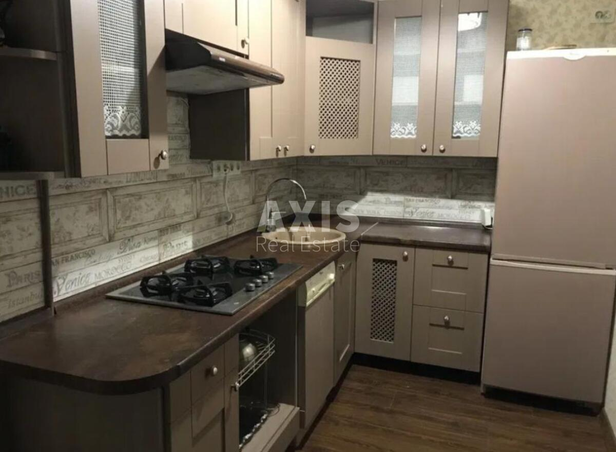 2k apartment vul. Ljuterans'ka 7/101