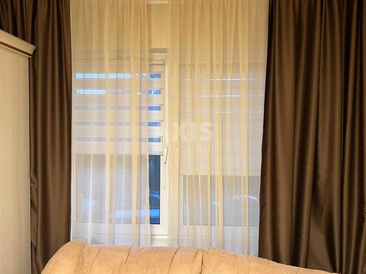 1k apartment vul. Myhajla Maksymovycha 9В3