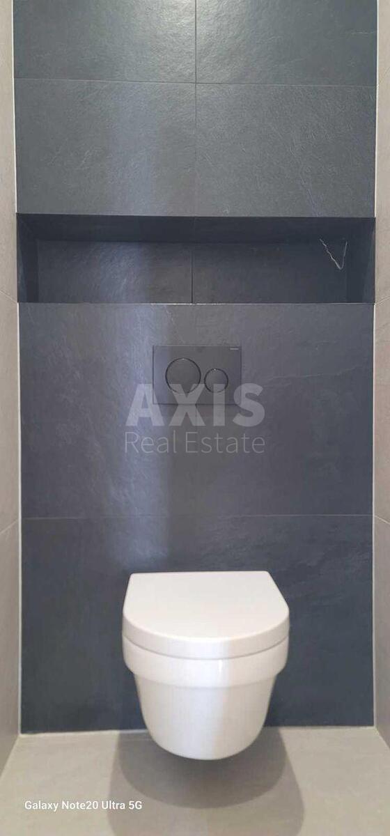 Office bul. Lesi Ukrai'nky 21А, 101m25754210
