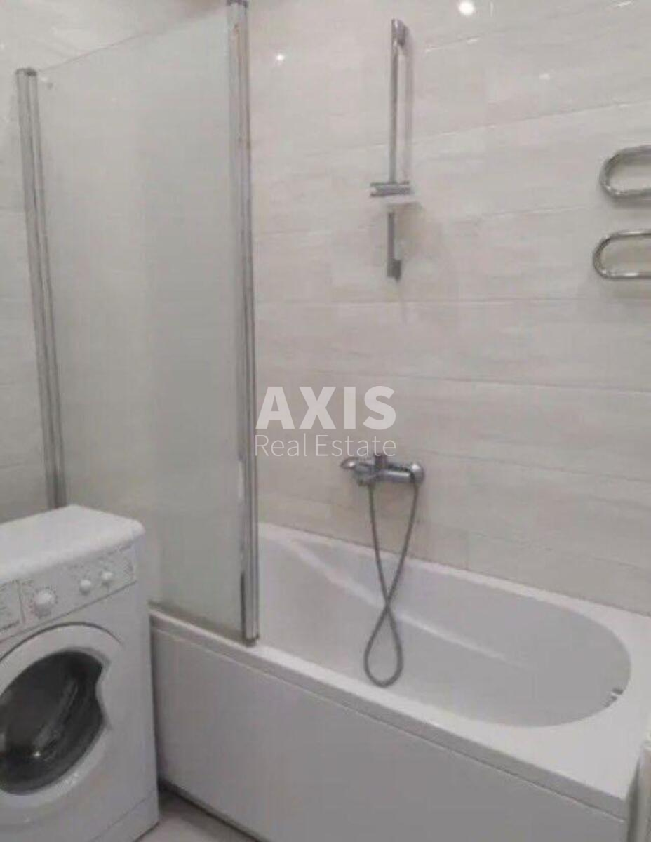 1k apartment vul. Myhajla Maksymovycha 244