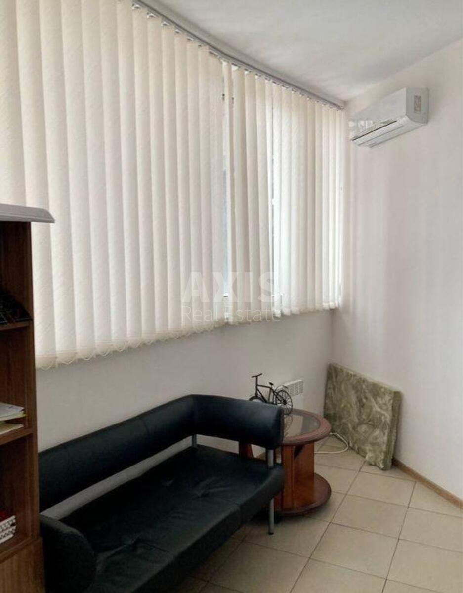 Office vul. Glybochyc'ka 32А, 90m2592553