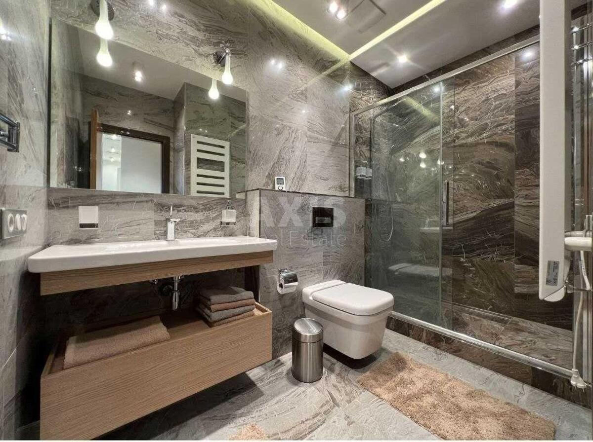 2k apartment vul. Saksagans'kogo 37К9