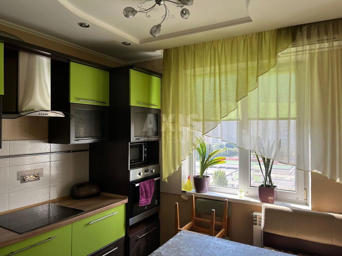 2k apartment vul. Rudenko Larysy 10В