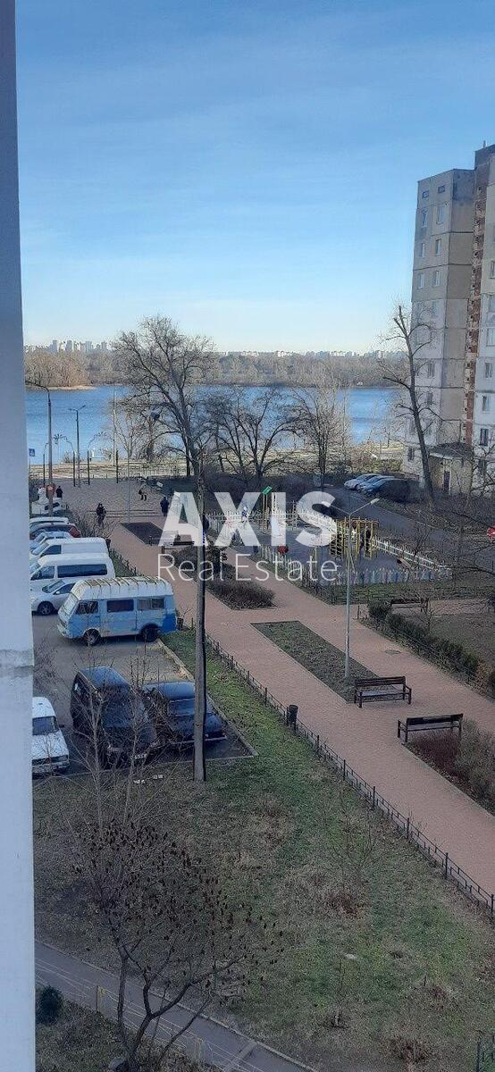 4к квартира ул. Причальная 336