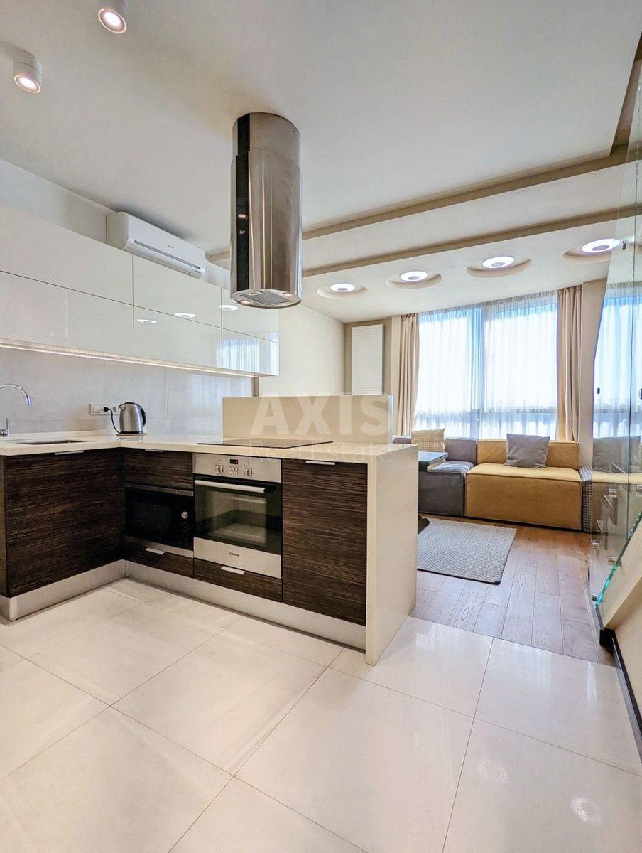 3k apartment vul. Golosii'vs'ka 13