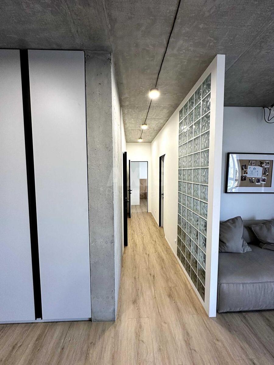 3k apartment vul. Sholudenka 305897211