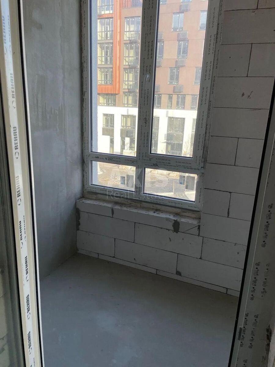 2k apartment vul. Saljutna 2Б604363