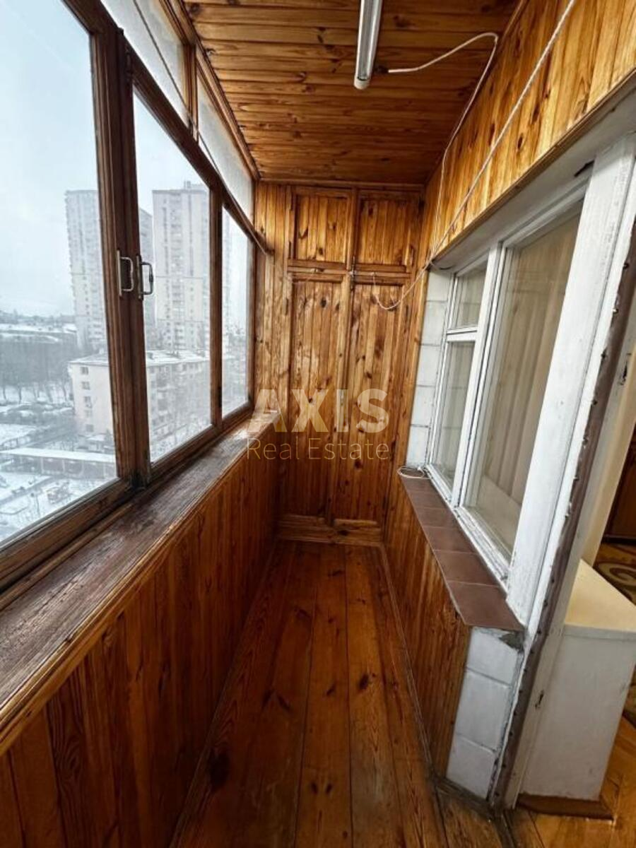 2k apartment vul. Zahidna 112