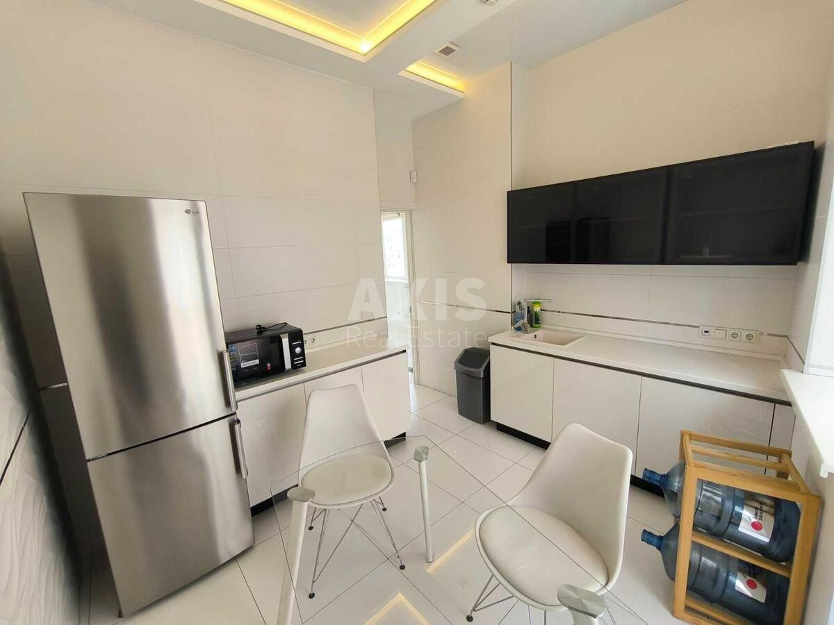 Office vul. Barbjusa Anri 5А, 96m25965611