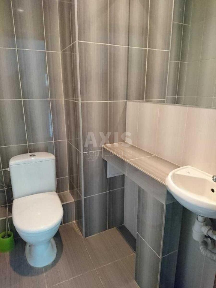 Office vul. Nyzhnij Val 15, 98m25970211